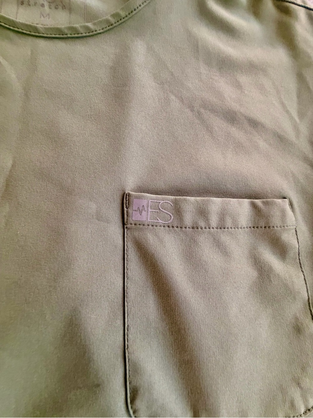 EASY STRETCH Women’s Wide-Leg Scrub Set - Picture 3 of 6